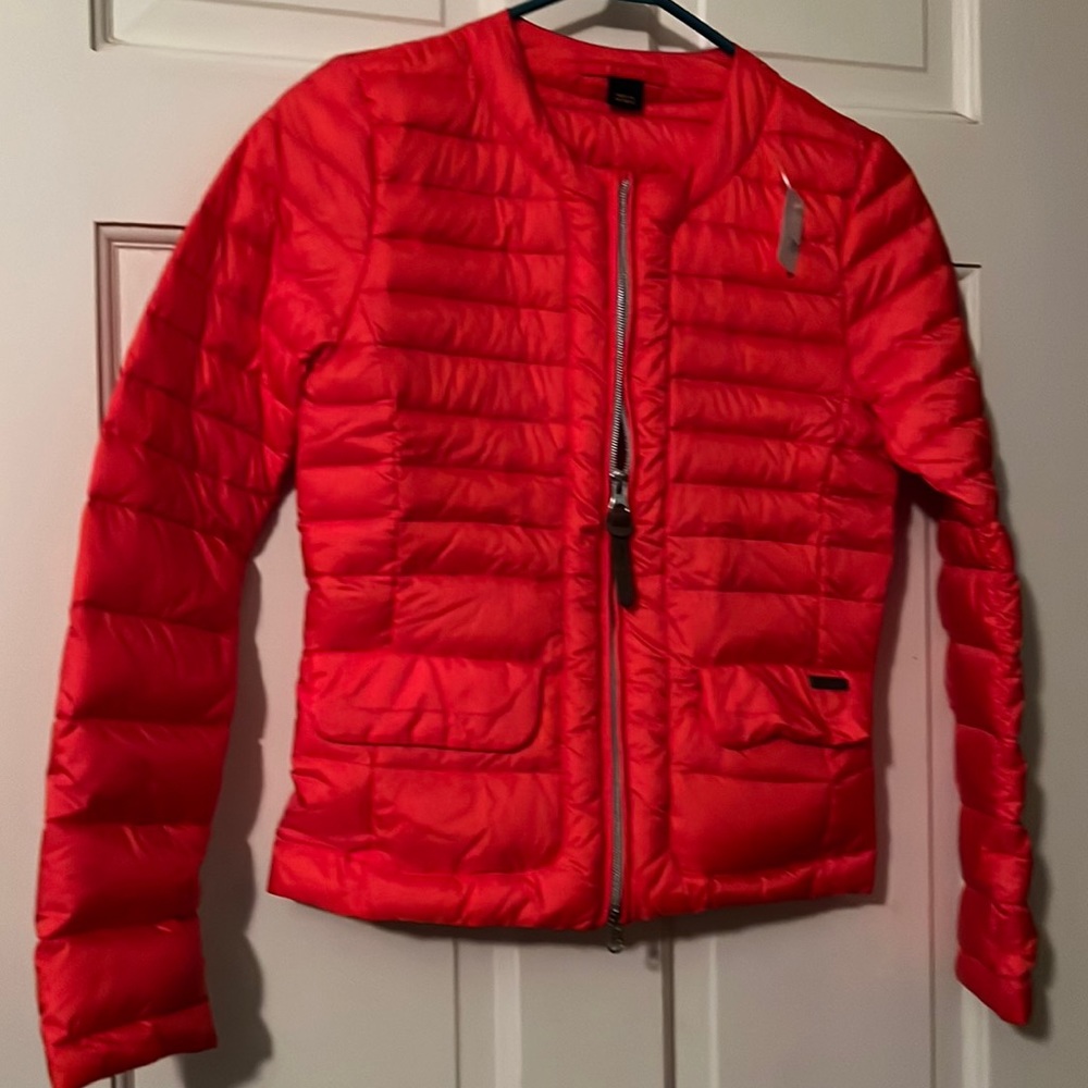 Woolrich jacket never worn in excellent condition!